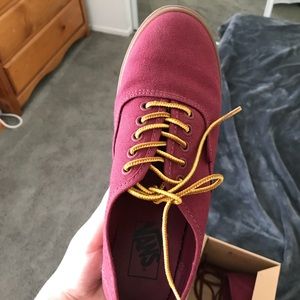 Authentic lo-pro vans